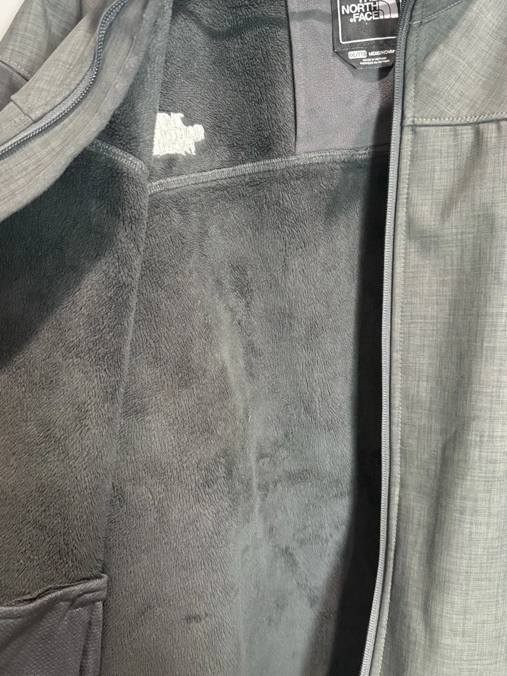 The North Face Men’s XXL Gray Fleece Lined Softshell Jacket Full Zip